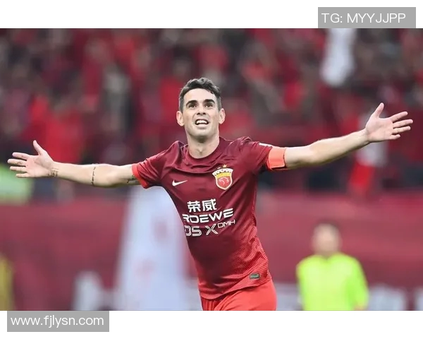 中国足球四大球星风采解析与影响力探讨 中国足球四大球星风采解析与影响力探讨